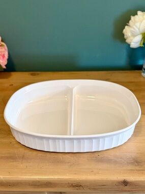 Vintage CorningWare French White Divided Casserole F-6-B 1.8L
